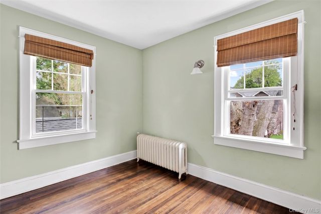 2 Van Buren Street, Port Washington, NY 11050