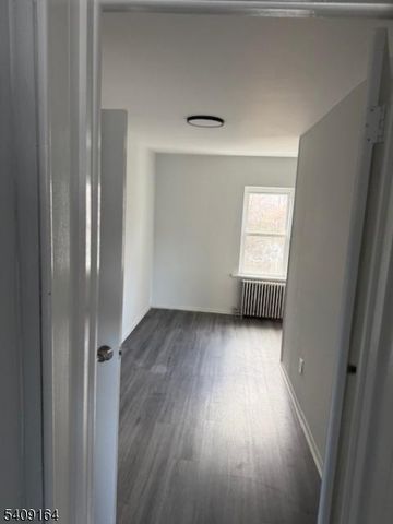 102 Mercer St, Phillipsburg Town, NJ 08865