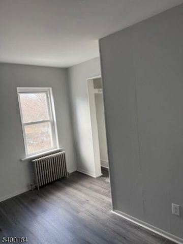 102 Mercer St, Phillipsburg Town, NJ 08865