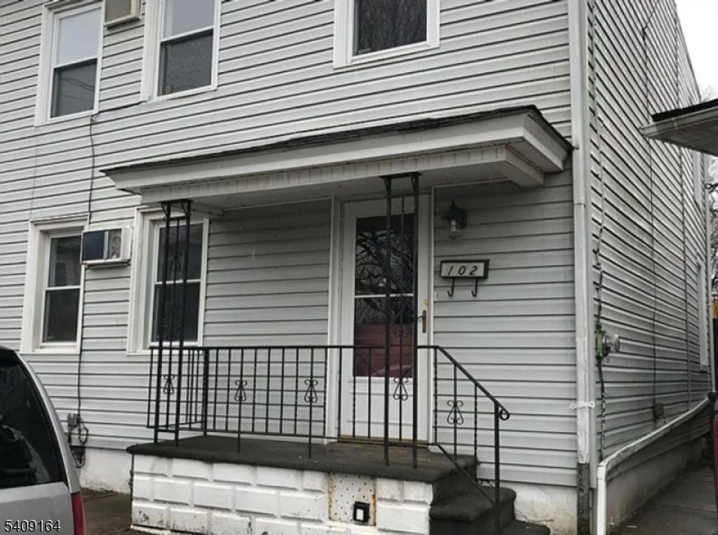 102 Mercer St, Phillipsburg Town, NJ 08865