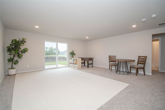 15206 Ironwood Lane, Urbandale, IA 50111
