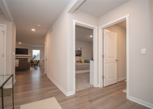 15206 Ironwood Lane, Urbandale, IA 50111