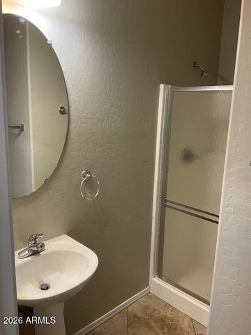 1015 S VAL VISTA Drive 33, Mesa, AZ 85204