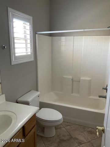 1015 S VAL VISTA Drive 33, Mesa, AZ 85204