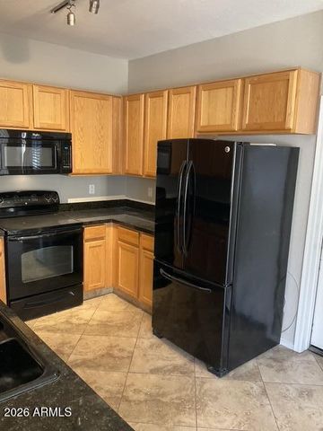 1015 S VAL VISTA Drive 33, Mesa, AZ 85204