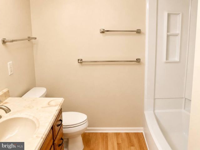 2100 GLENN SPRING CT, Falls Church, VA 22043