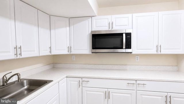 2100 GLENN SPRING CT, Falls Church, VA 22043