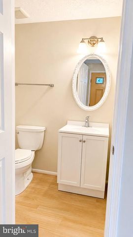 2100 GLENN SPRING CT, Falls Church, VA 22043