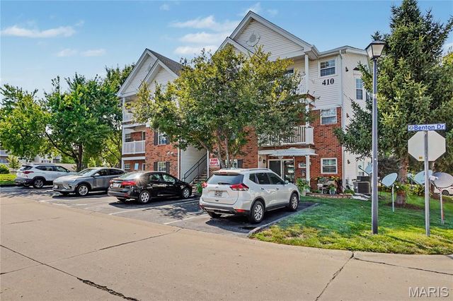 410 Benton C, St Peters, MO 63376