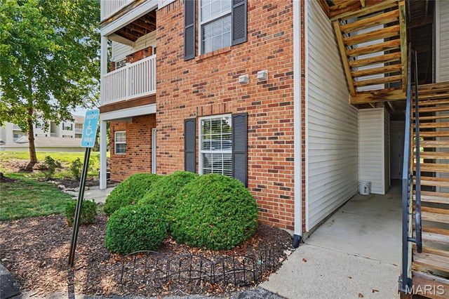 410 Benton C, St Peters, MO 63376