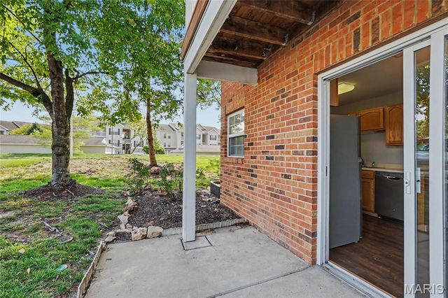 410 Benton C, St Peters, MO 63376