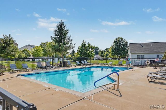 410 Benton C, St Peters, MO 63376