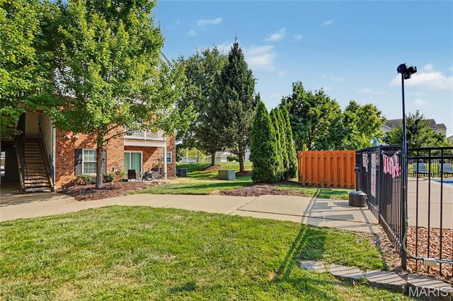 410 Benton C, St Peters, MO 63376