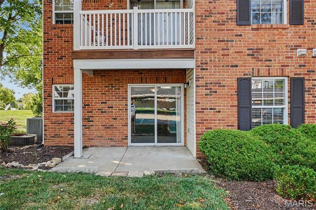 410 Benton C, St Peters, MO 63376