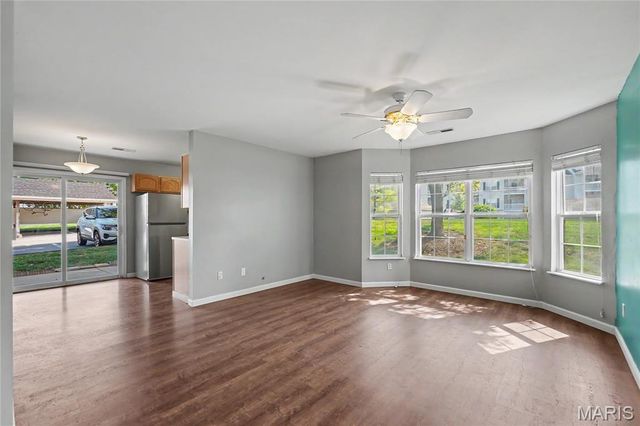 410 Benton C, St Peters, MO 63376