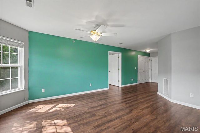 410 Benton C, St Peters, MO 63376