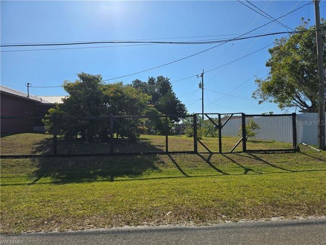 1017 NW 15TH STREET, Cape Coral, FL 33993