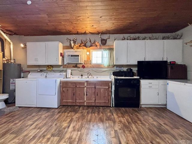 9982 Highway 62, Imboden, AR 72434