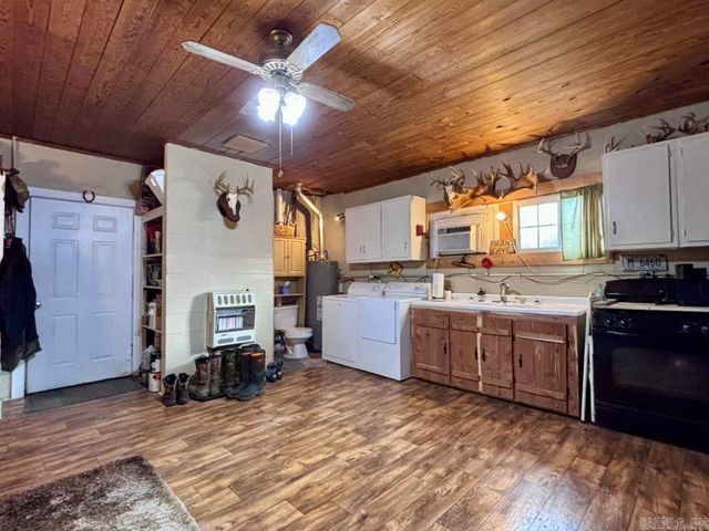 9982 Highway 62, Imboden, AR 72434