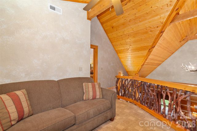 18 Rachels Circle, Maggie Valley, NC 28751