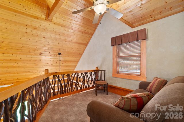 18 Rachels Circle, Maggie Valley, NC 28751