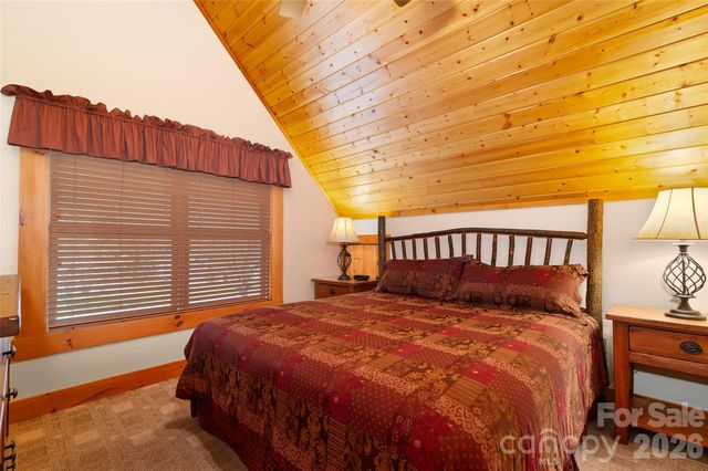 18 Rachels Circle, Maggie Valley, NC 28751