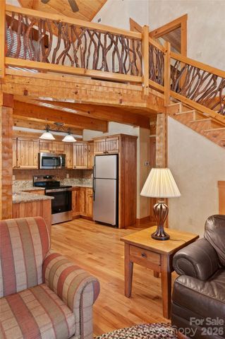18 Rachels Circle, Maggie Valley, NC 28751