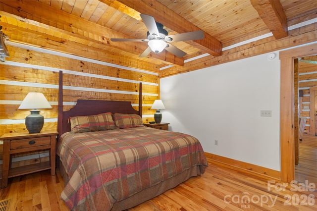 18 Rachels Circle, Maggie Valley, NC 28751