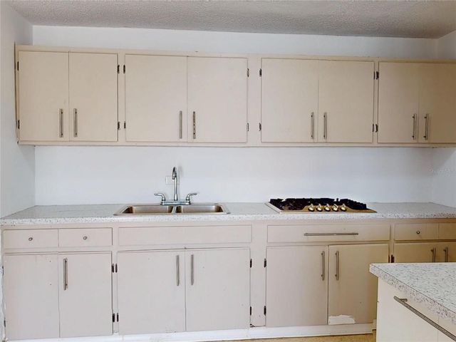 96-16 URB. VILLA CAROLINA, Carolina, PR 00984