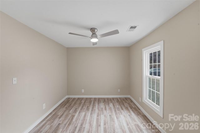 522 W Mclelland Avenue, Mooresville, NC 28115