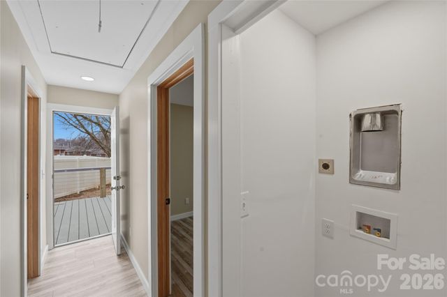 522 W Mclelland Avenue, Mooresville, NC 28115