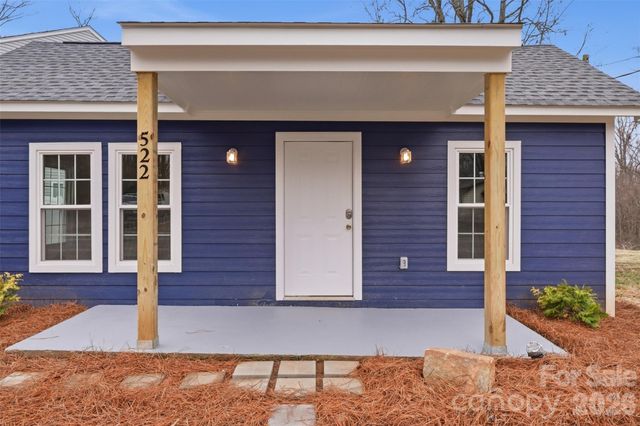 522 W Mclelland Avenue, Mooresville, NC 28115