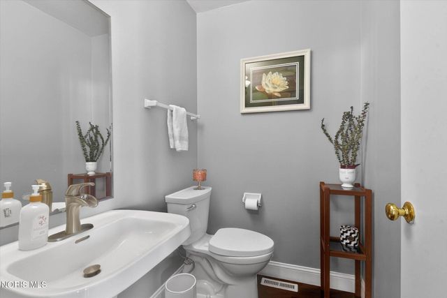 14517 Olde Trail Drive, Perrysburg, OH 43551