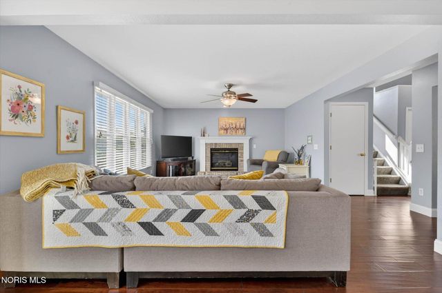 14517 Olde Trail Drive, Perrysburg, OH 43551