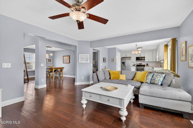 14517 Olde Trail Drive, Perrysburg, OH 43551