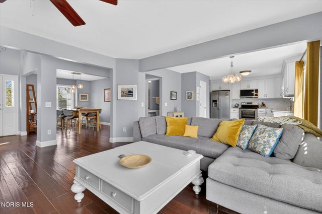 14517 Olde Trail Drive, Perrysburg, OH 43551