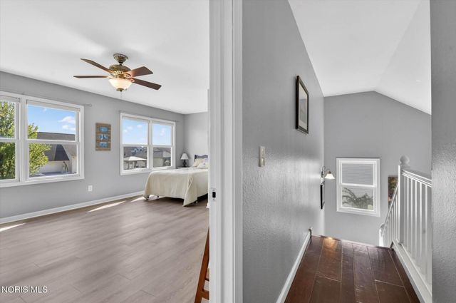 14517 Olde Trail Drive, Perrysburg, OH 43551