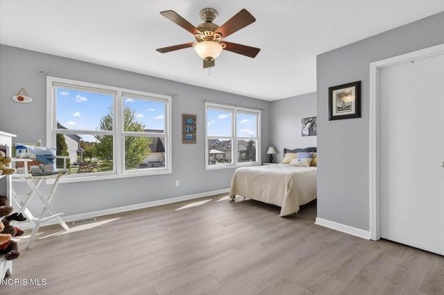 14517 Olde Trail Drive, Perrysburg, OH 43551