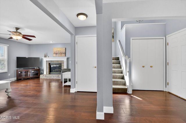 14517 Olde Trail Drive, Perrysburg, OH 43551