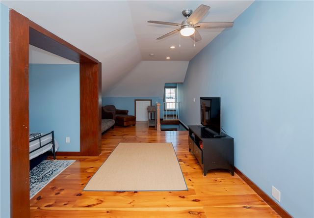 4 Newport Avenue B2, Newport, RI 02840