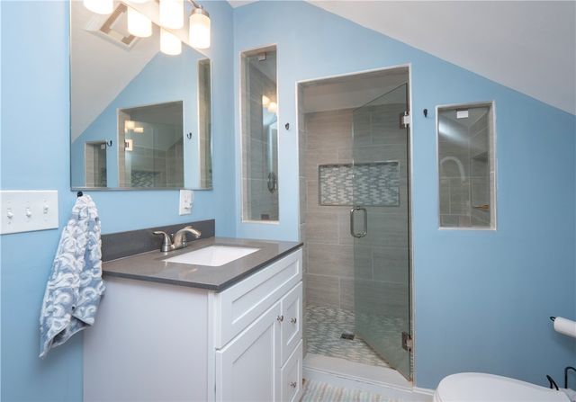 4 Newport Avenue B2, Newport, RI 02840