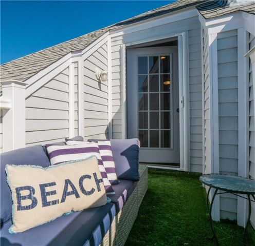 4 Newport Avenue B2, Newport, RI 02840