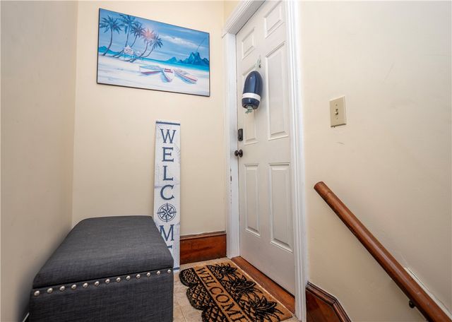 4 Newport Avenue B2, Newport, RI 02840