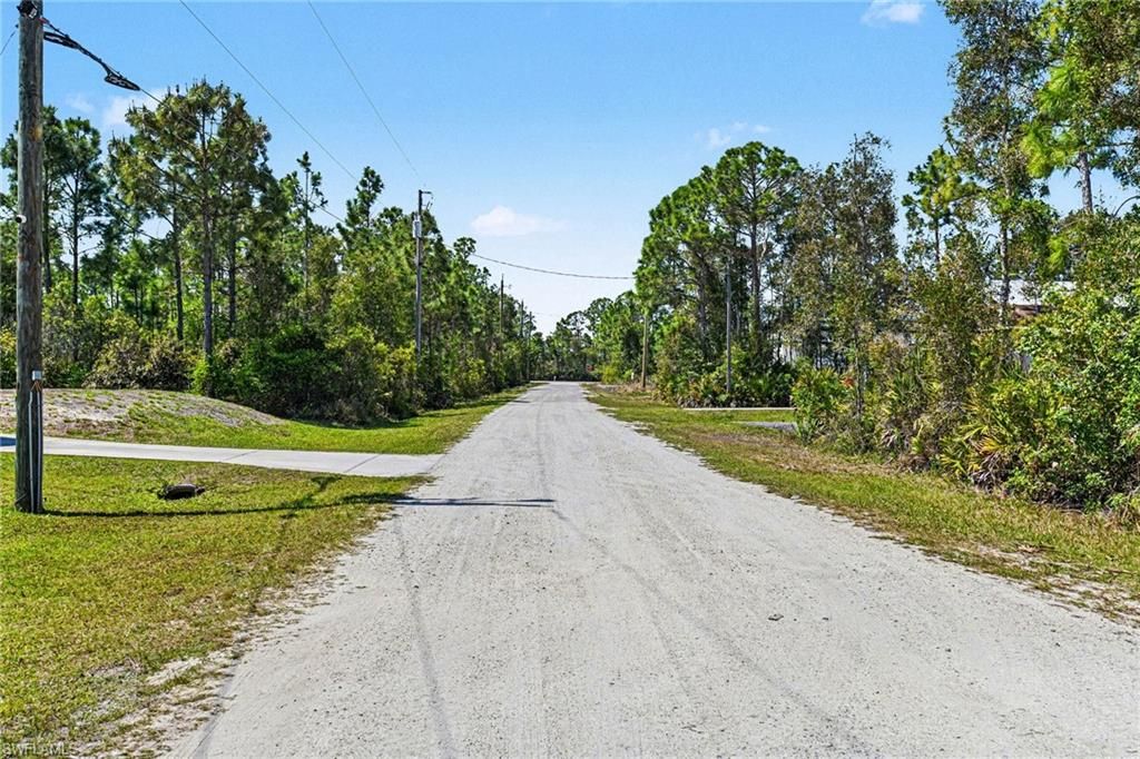 12097 Platano DR, PUNTA GORDA, FL 33955 — photo 3