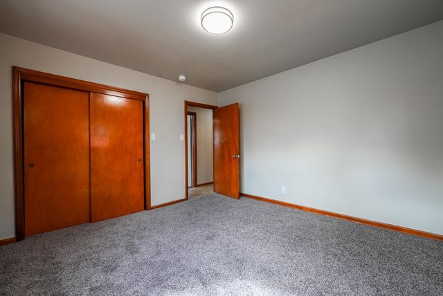 1405 W Edgemoor Dr, El Dorado, KS 67042