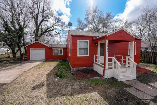 1405 W Edgemoor Dr, El Dorado, KS 67042