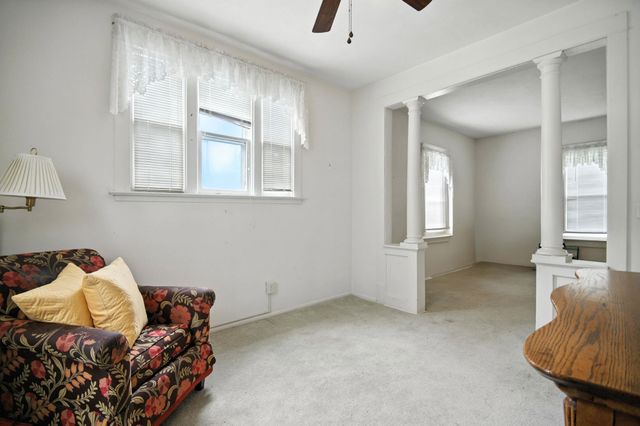 203 E Mckinley Street, Owatonna, MN 55060