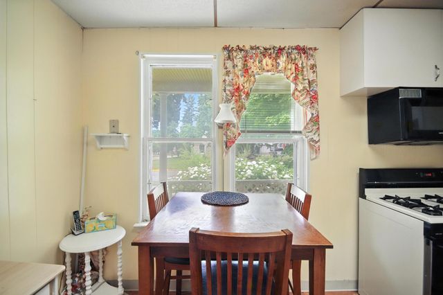 203 E Mckinley Street, Owatonna, MN 55060