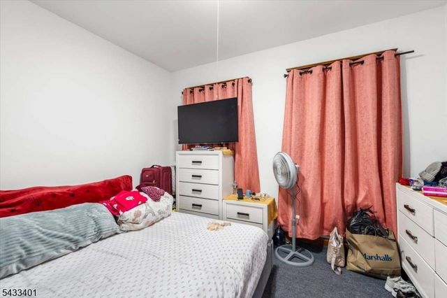 217 Lily St, Paterson City, NJ 07522