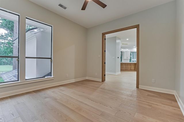 24 Autumn Crescent, The Woodlands, TX 77381